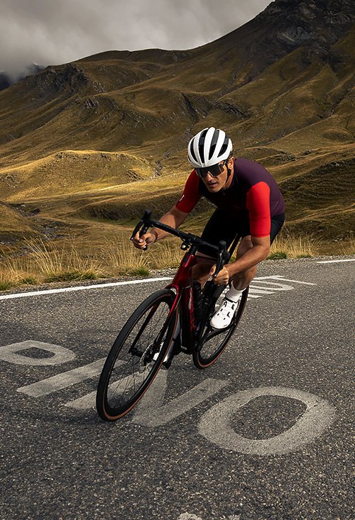 Rennräder und Gravelbikes